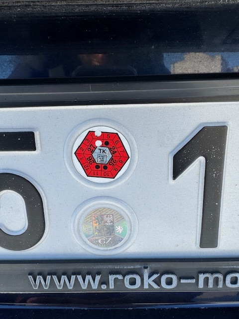 Land Rover Discovery 5 - 6