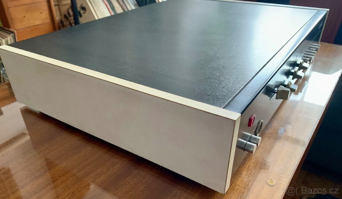 Tesla Zesilovač a reproduktory - 6