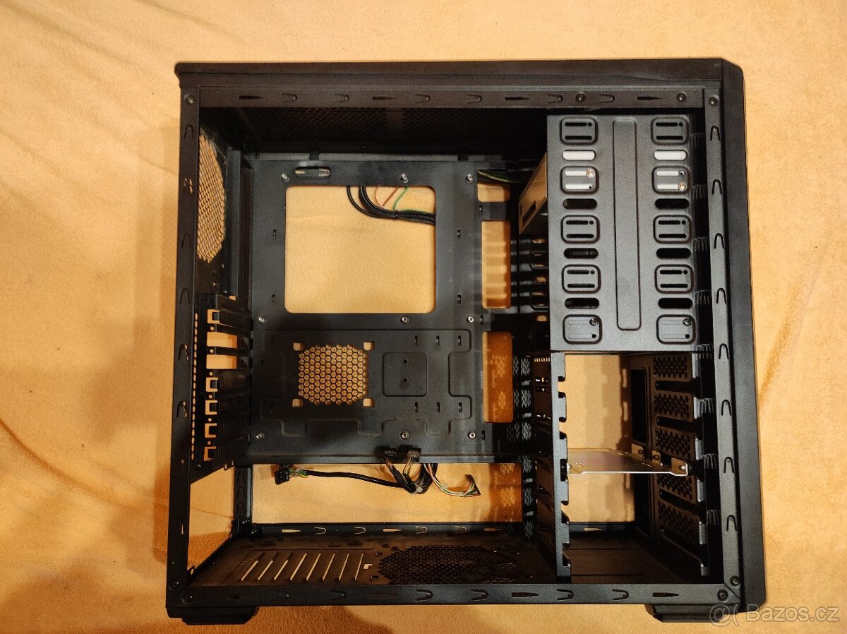 ATX Case Zalman Z9 (prostřílené bočnice) - 6