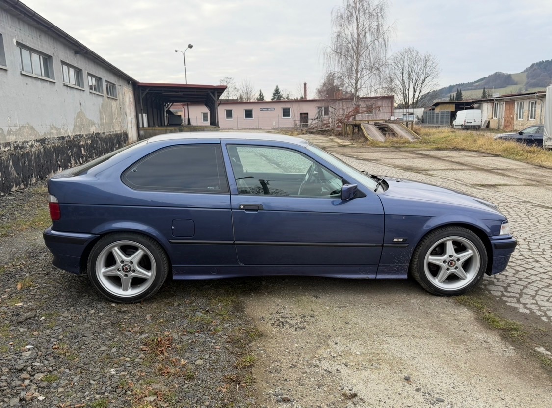 BMW 316i Compact - 6