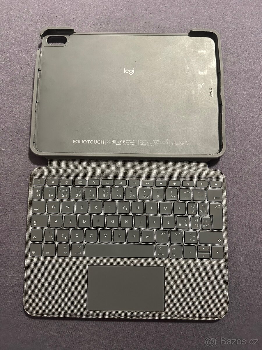 Apple iPad Air 4. generace 64 GB + příslušenství - 6