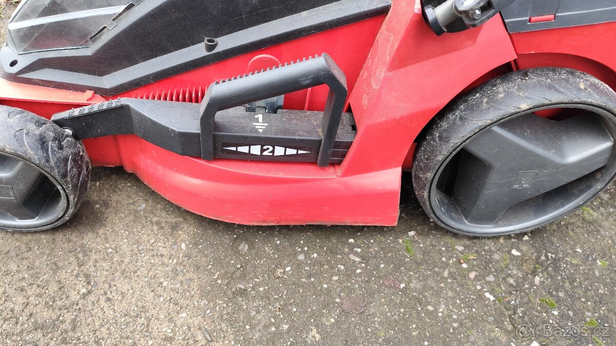 Akumulátorová sekačka Einhell GE-CM 43 Li M Kit - 6