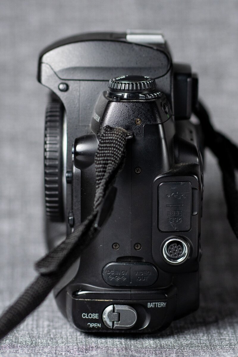 Fujifilm FinePix S3 Pro - 6