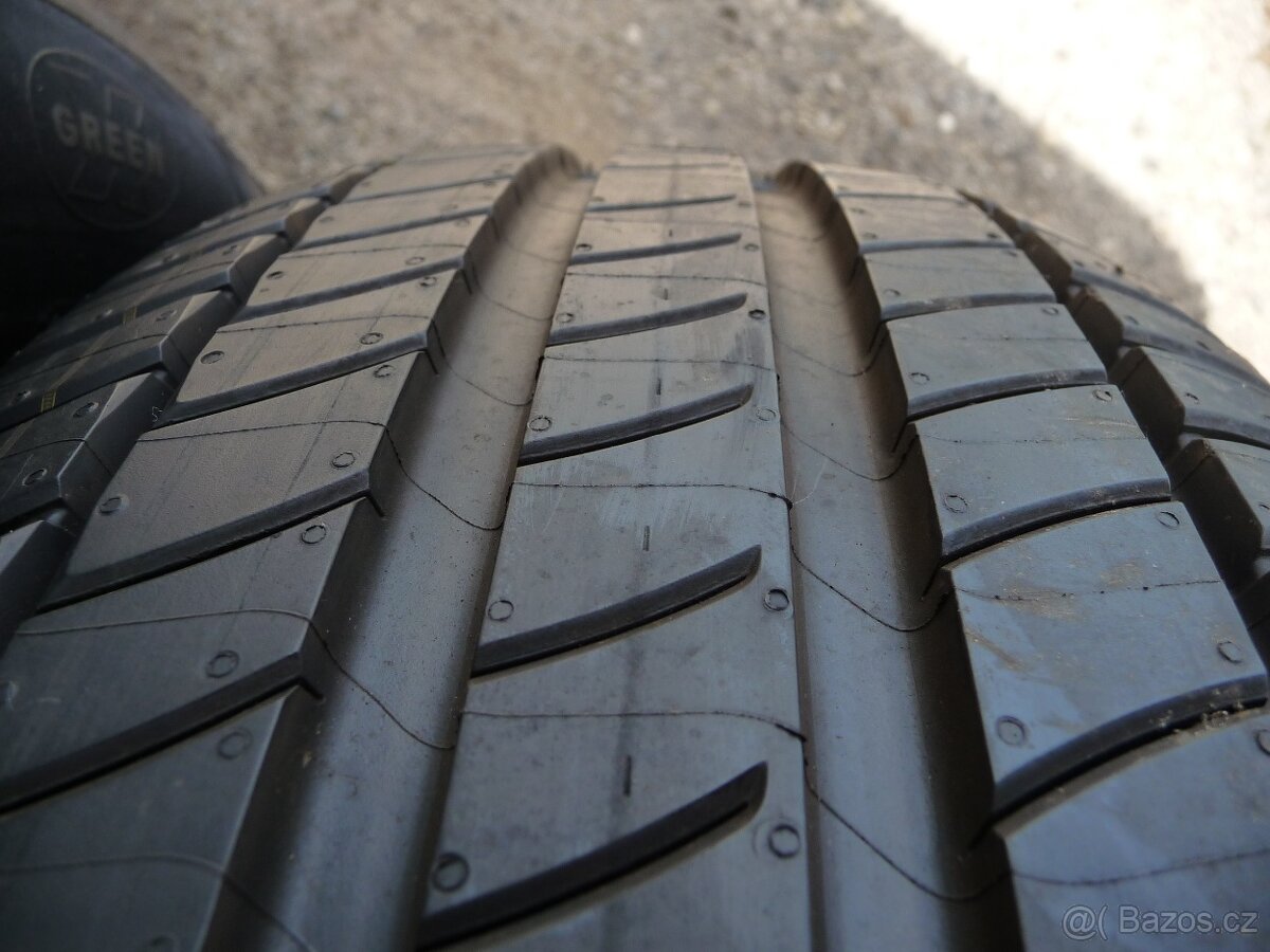 Letní pneu. MICHELIN PRIMACY 3 - 215/65/17 - 6