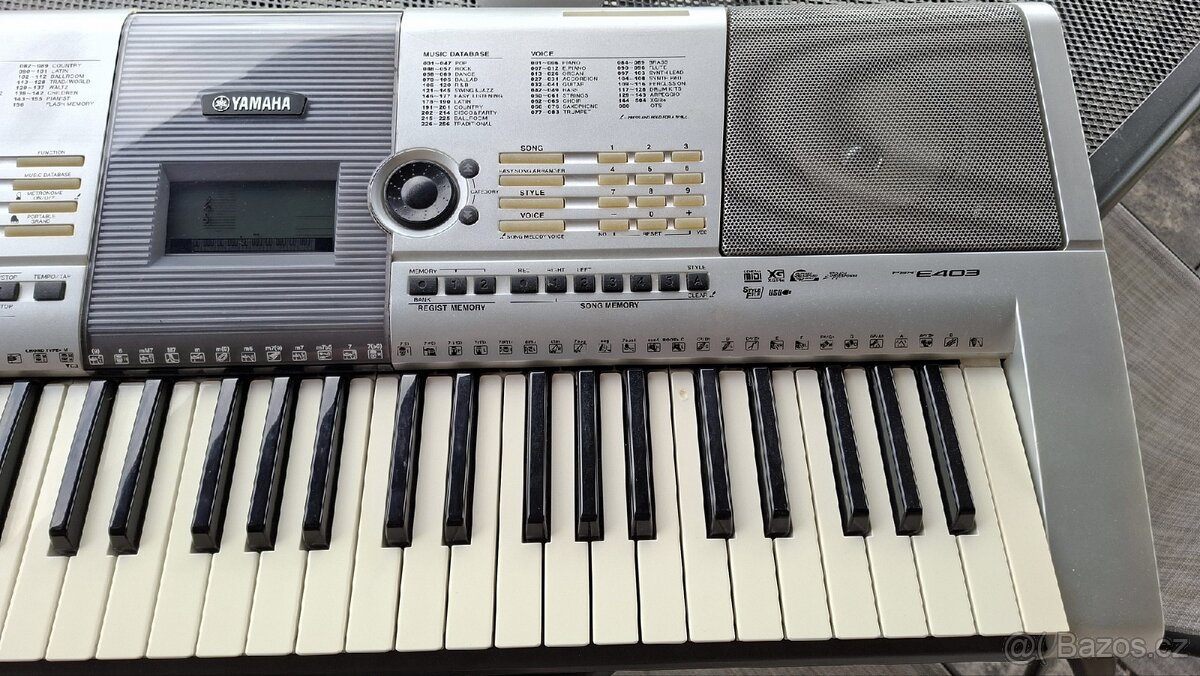 Klavesy Yamaha PSR 403 - 6