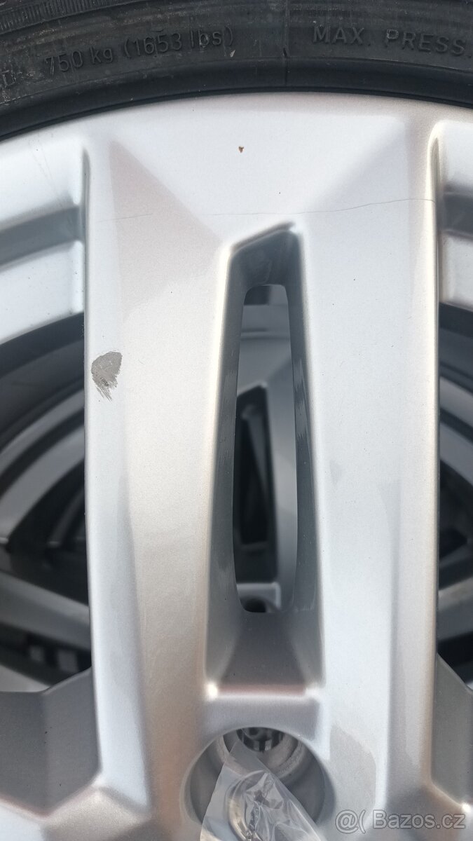 Originální disky Audi A4 R17 + zimní pneu 225/50 R17 Dunlop - 6