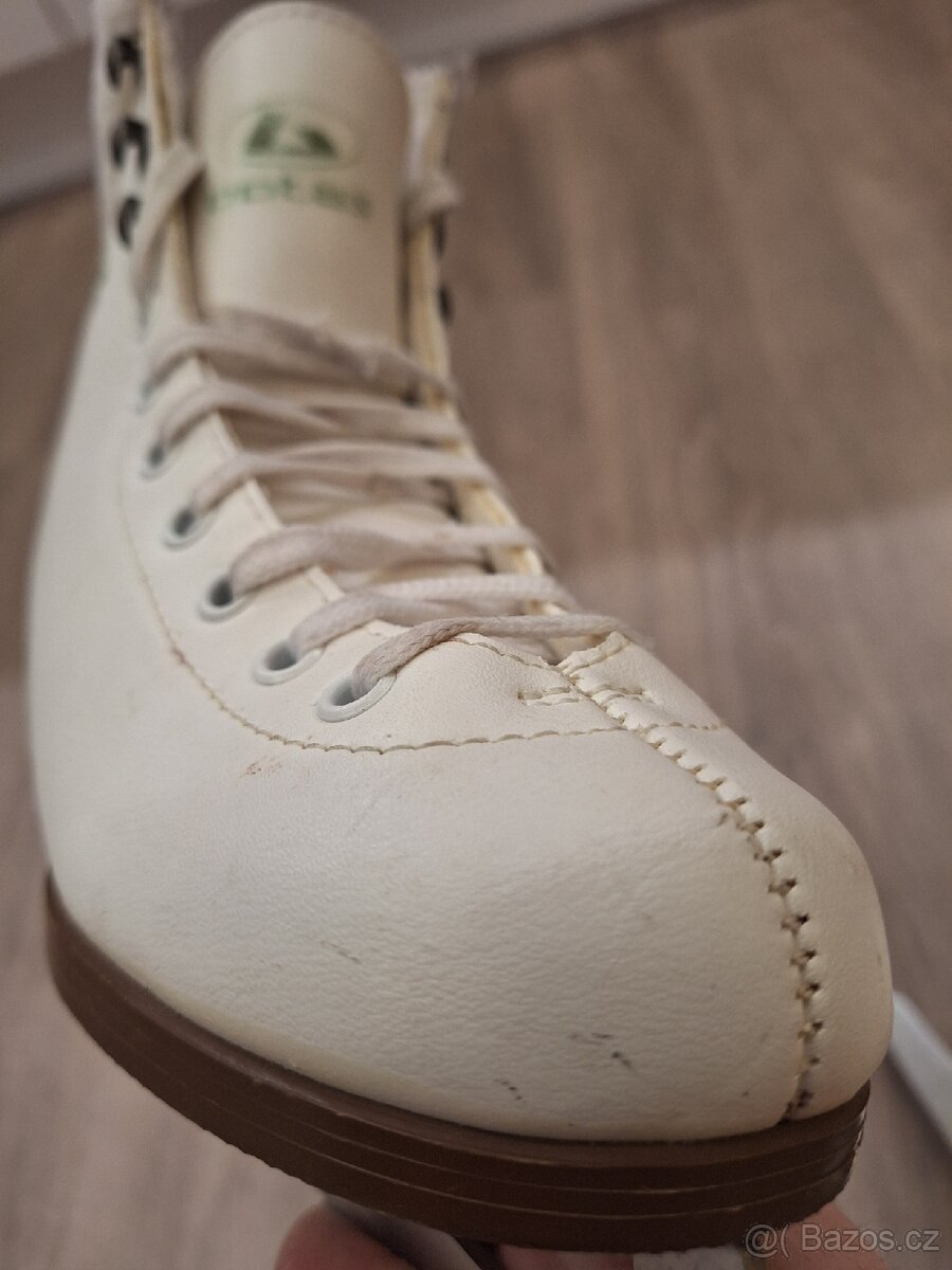 Botas STELLA jr dámské lední brusle 33EU - 6