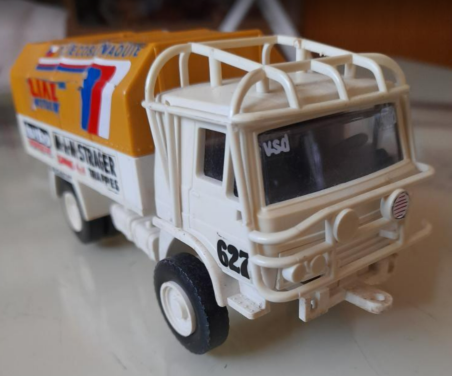 autíčka - Liaz a Renault - 6