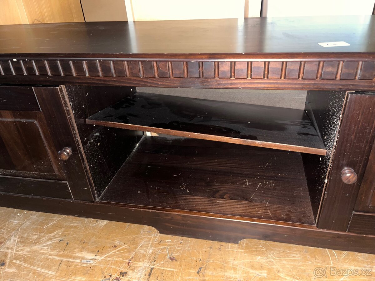 Set ( 2 vitríny a televizní stolek) - 6