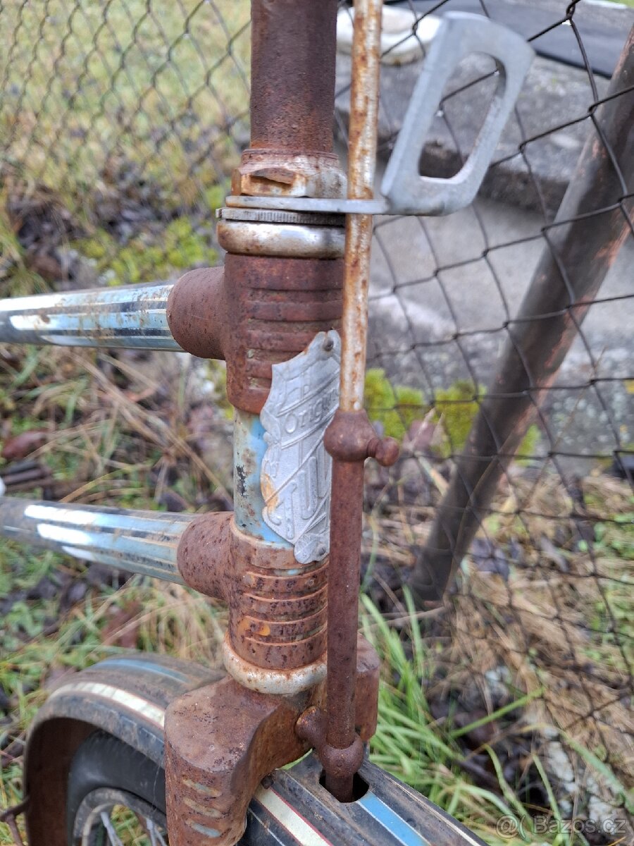 2x historické kolo Tudor - 6