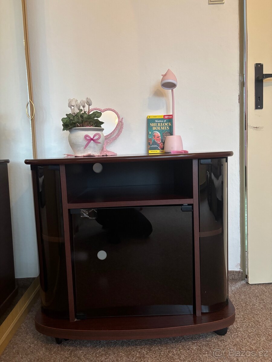 Vintage televizní stolek - 6