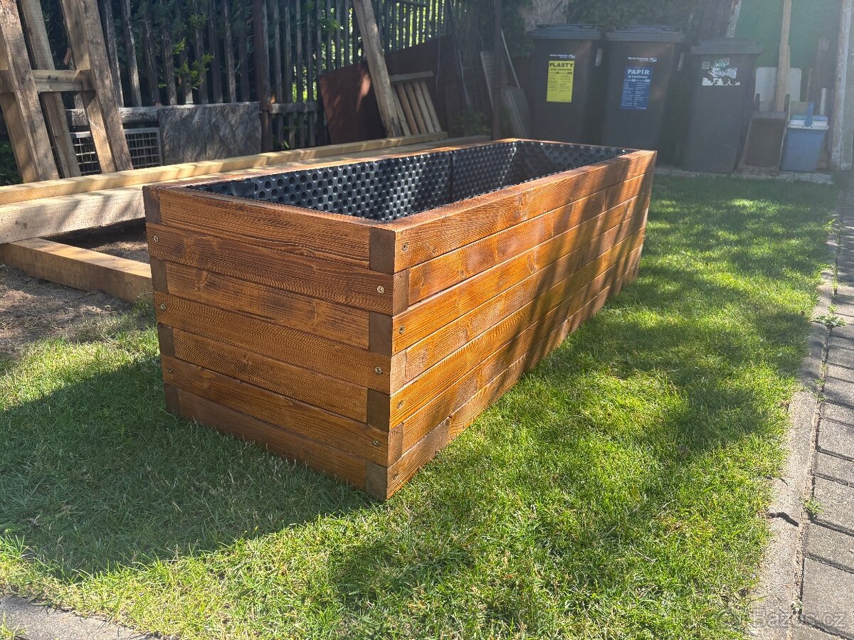 Nový vyvýšený záhon - 6