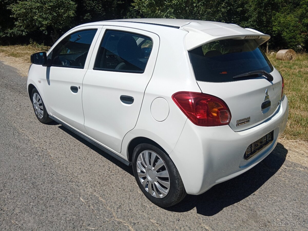 Mitsubishi Space Star - 6