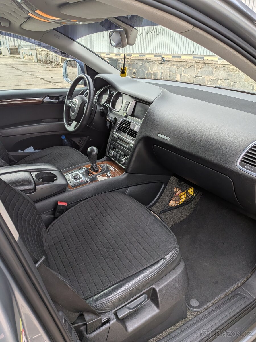 Audi Q7 - 6