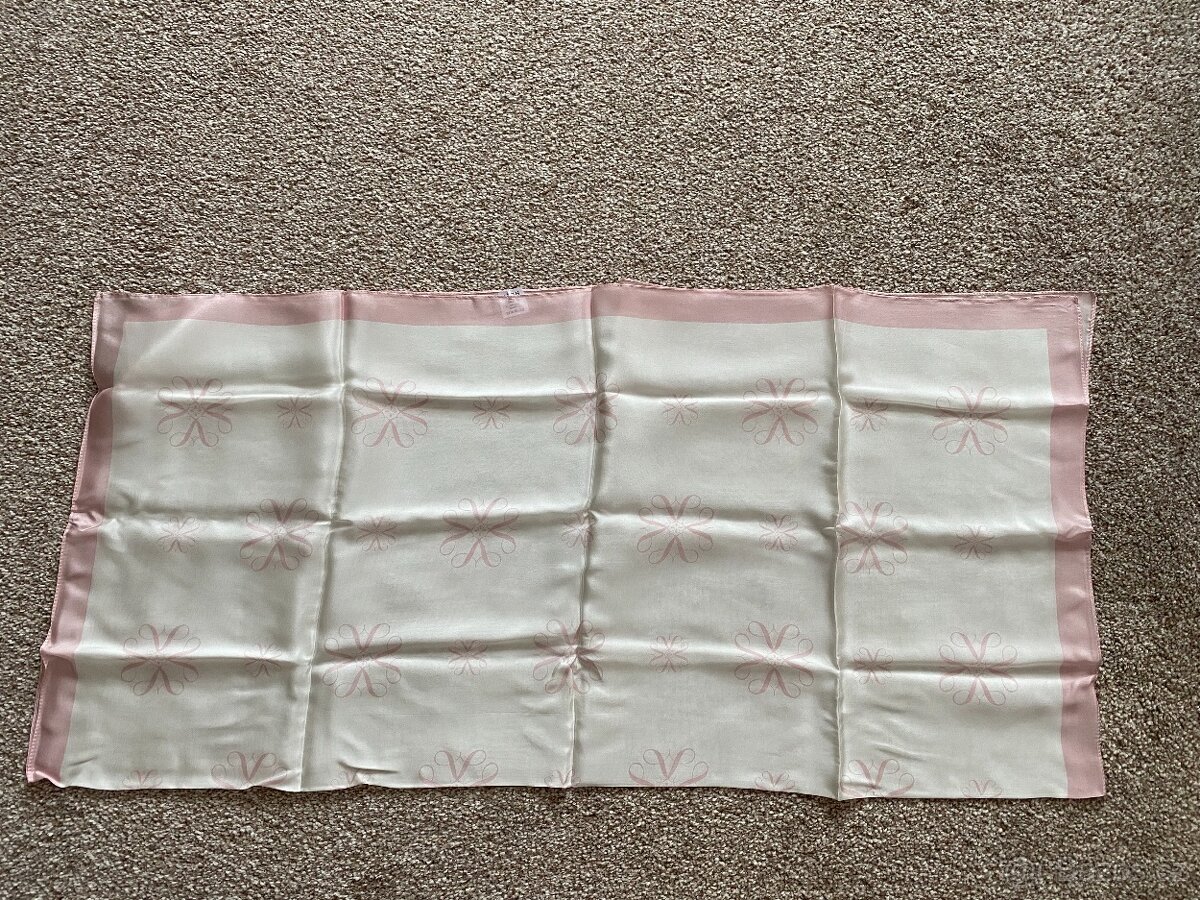 Nový dámský šátek Avon z hedvábí - decentní vzor, orig. bal. - 6