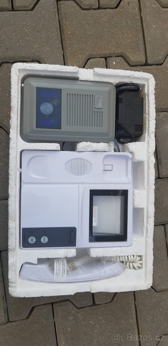 Video telefon se zvonkem a otvíráním dveří - 6