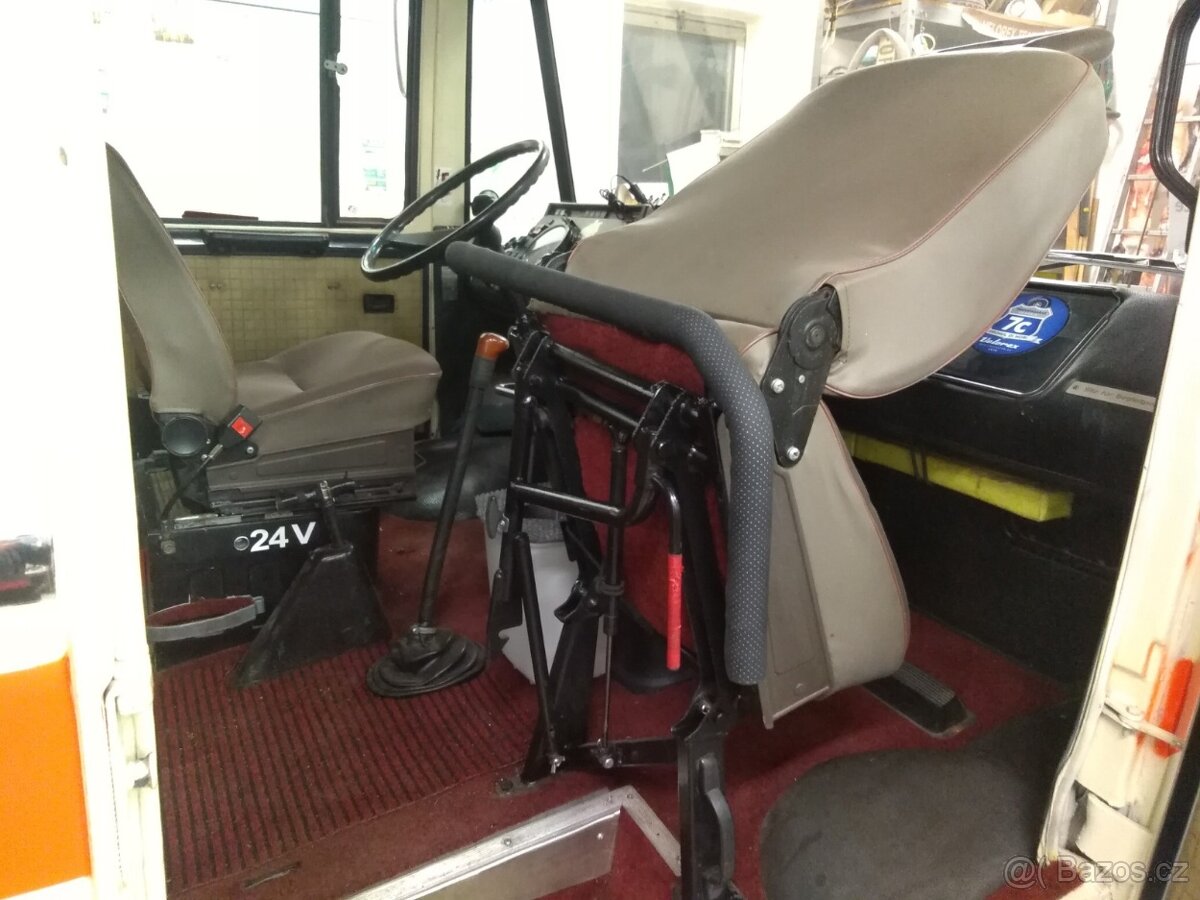 Veterán, historický autobus - 6