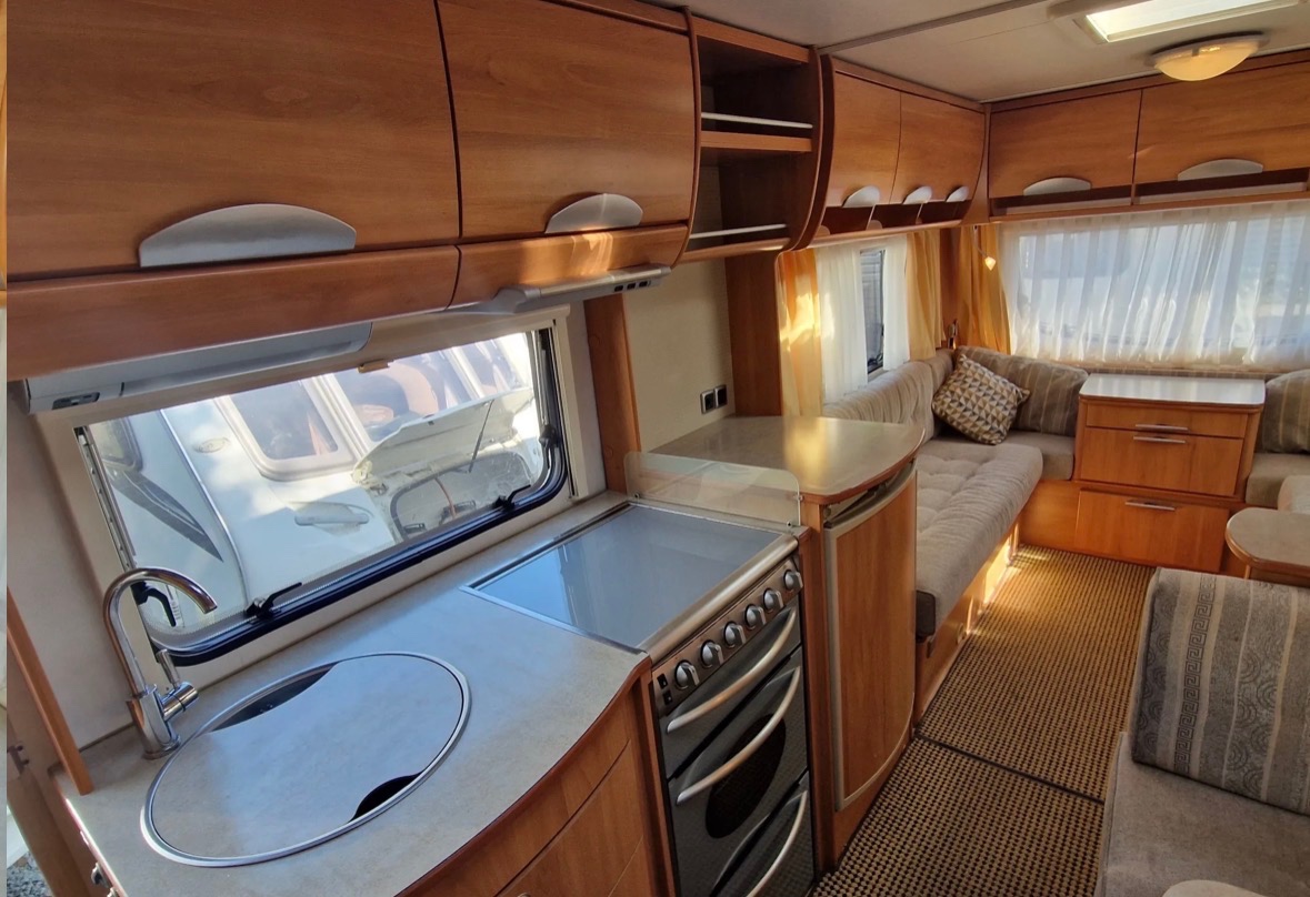 Hymer-Eriba Nova 570 - 6