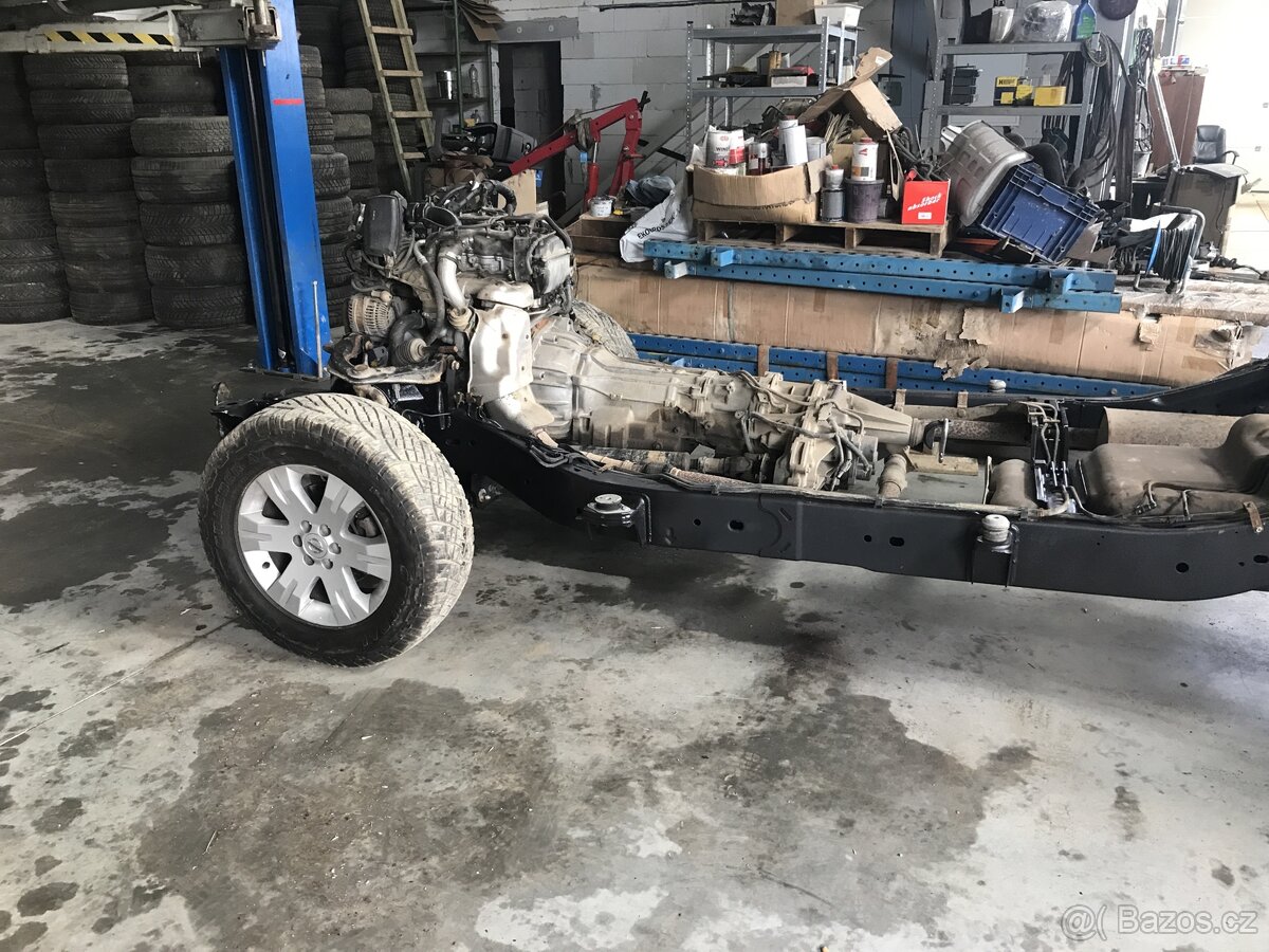 Nissan - 6