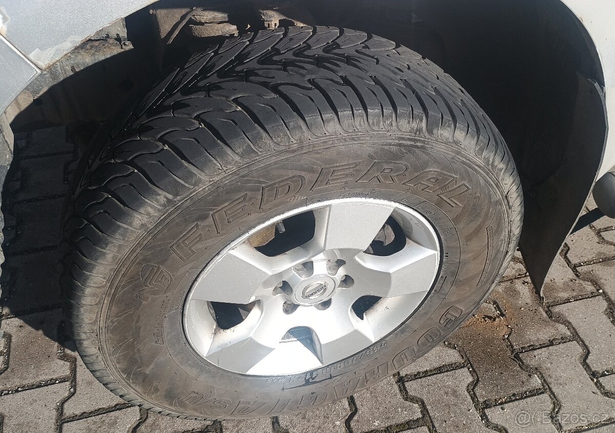 Prodám Nissan Navara D40 - 6