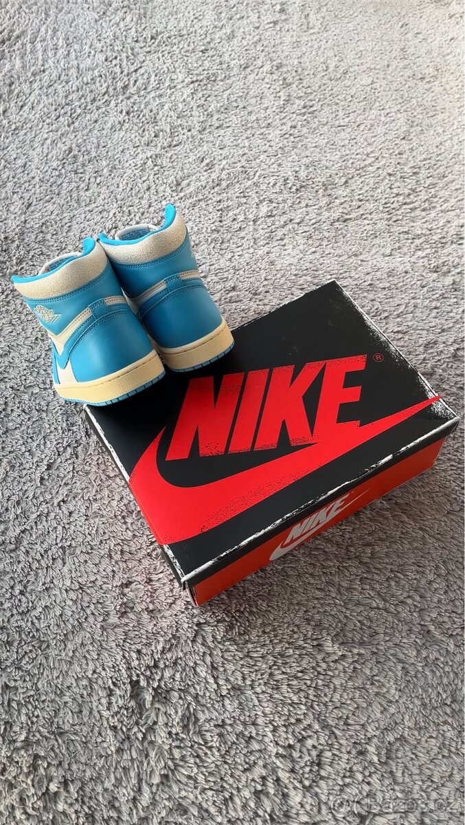 Air Jordan 1 High OG UNC Reimagined - 6