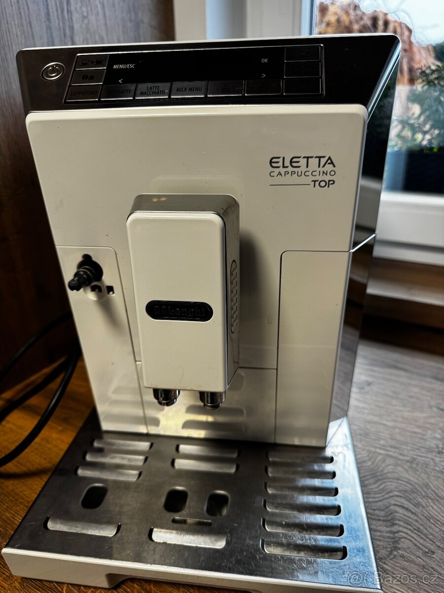 Kávovar De’longhi ECAM - 6