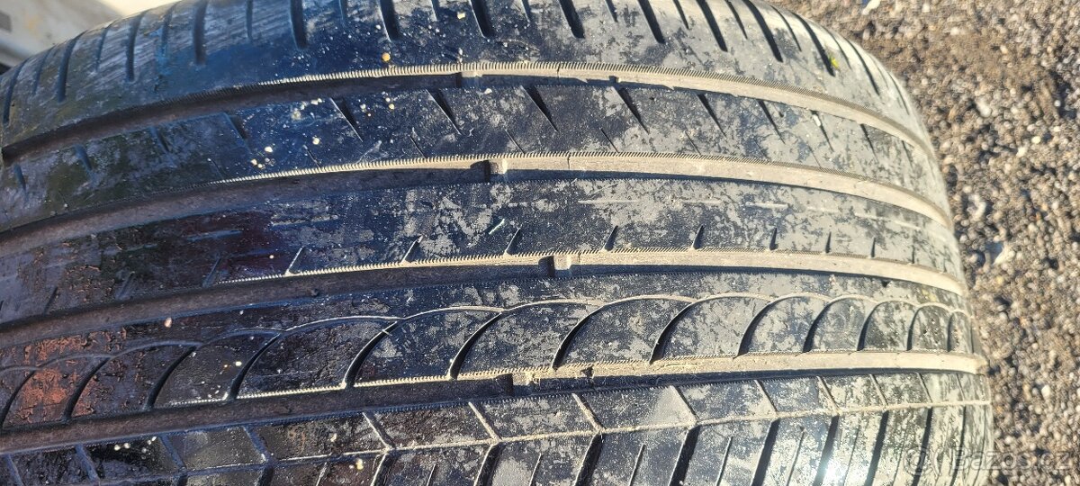 Prodám 4ks letní gumy 255/35/19 aj po 2ks - 6