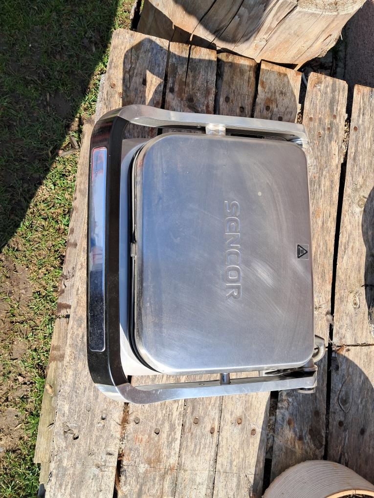 Prodám gril - párkrát použitý - 6