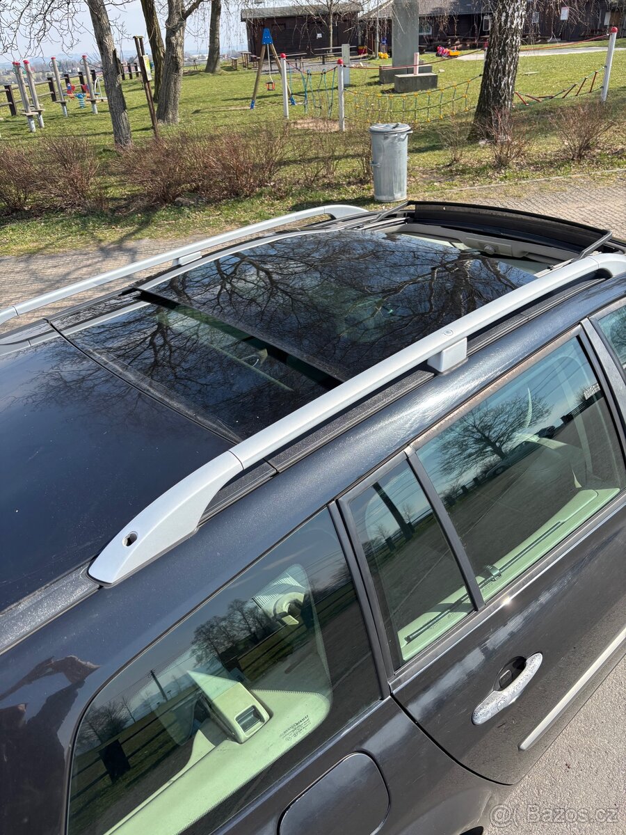 RENAULT MÉGANE 2 - 6