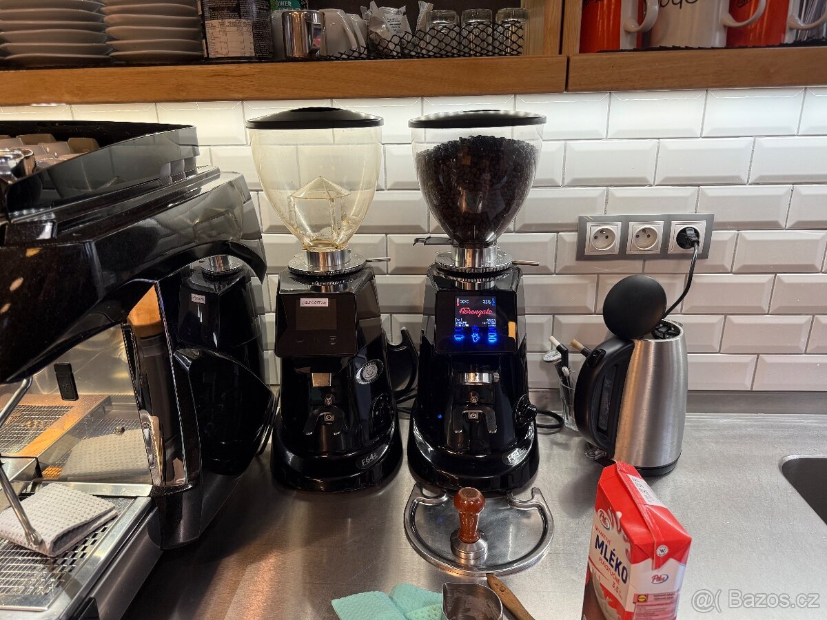Vybavení kavárny - 6