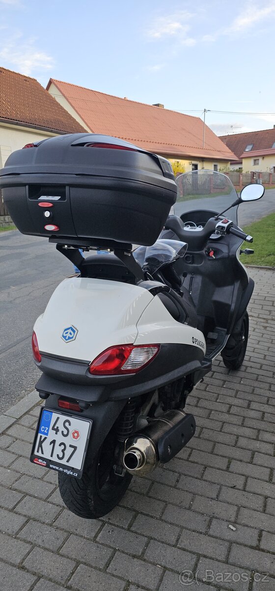 Prodám Piaggio mp3 400 2010 - 6