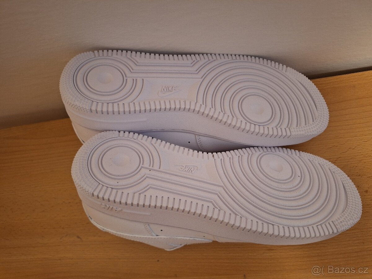 Nike Airforce 1 - Velikost 42 Nové - 6