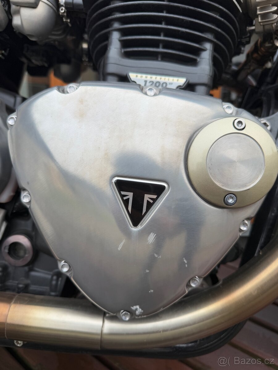 Triumph Thruxton 1200 R / ČR / 2020 - 6