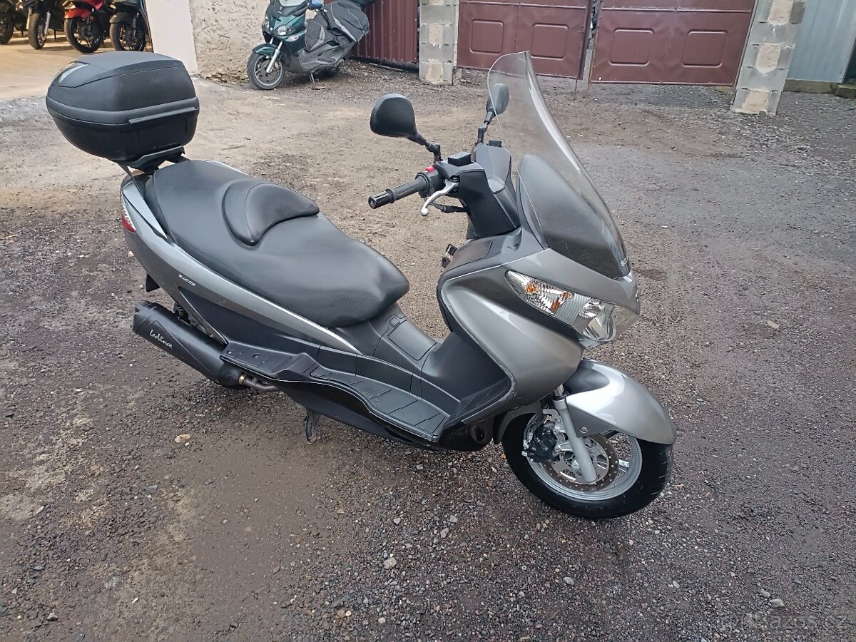 Suzuki Burgman 125i CZ Doklady v ceně - 6