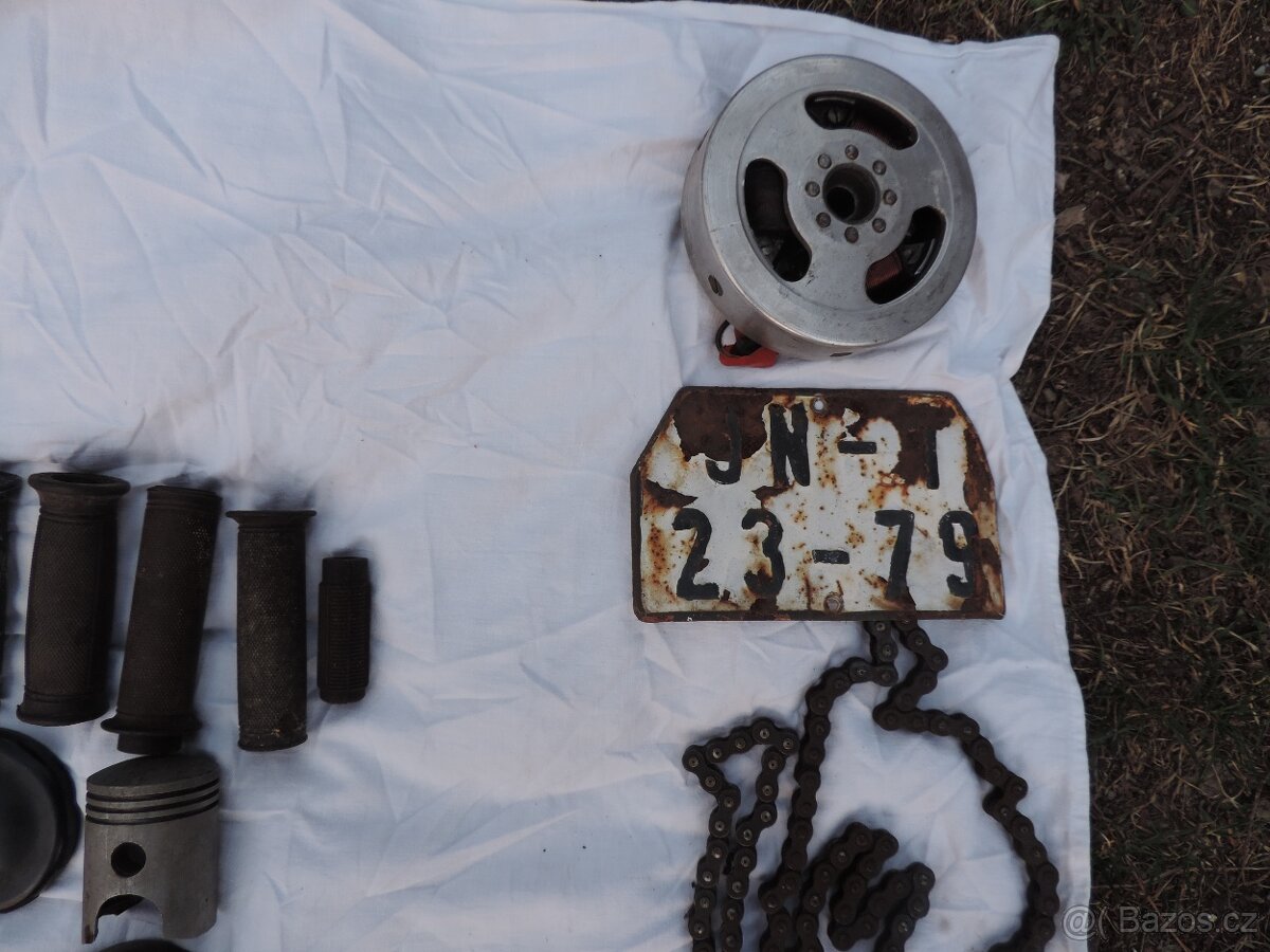 ČZ originální staré díly - 6