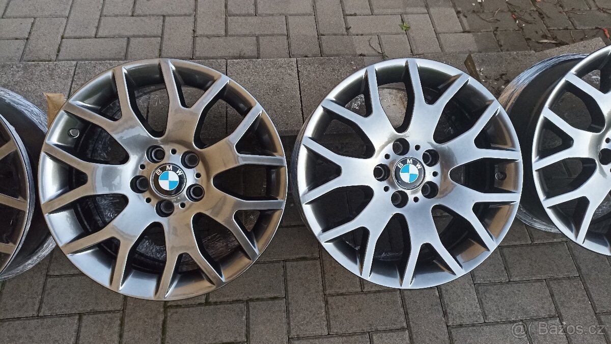 BMW 8,5 r 18 et 46 Shadow chrom 74,1 mm - 6