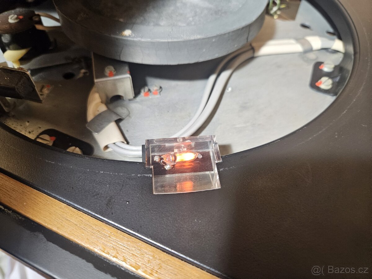 TESLA NC 440 HiFi gramofon na díly - 6