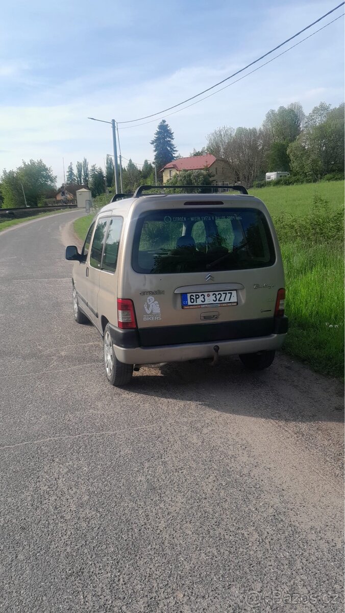 Citroën Berlingo 2.0 HDi 66 kW - 6
