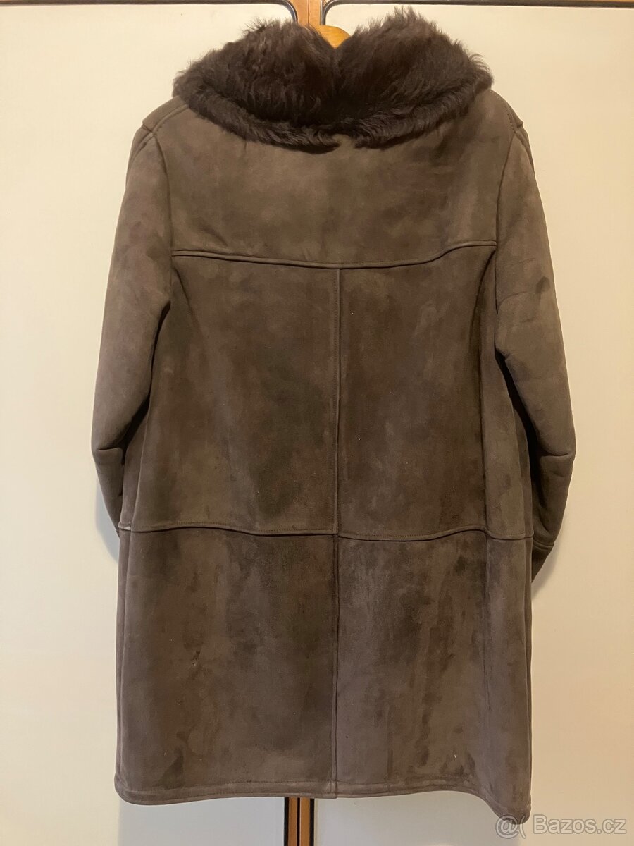 Dámské kožené kabáty, čepice - 6