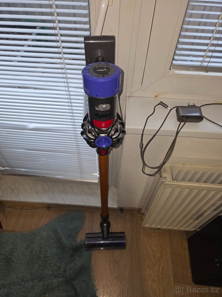 DYSON V 8 ABSOLUTE - 6