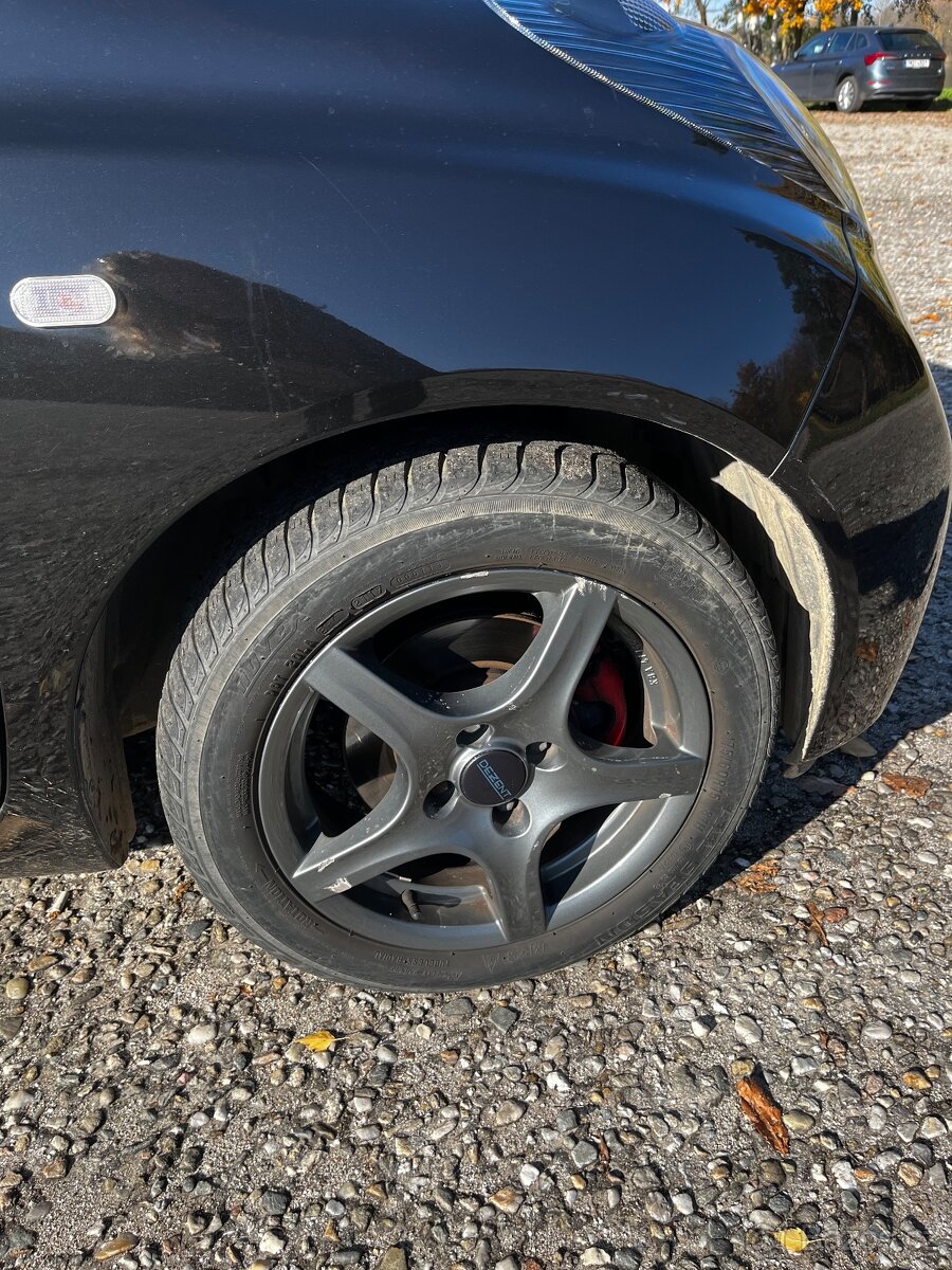 Nissan Micra Cabrio 1.6 rok 2007 - 6