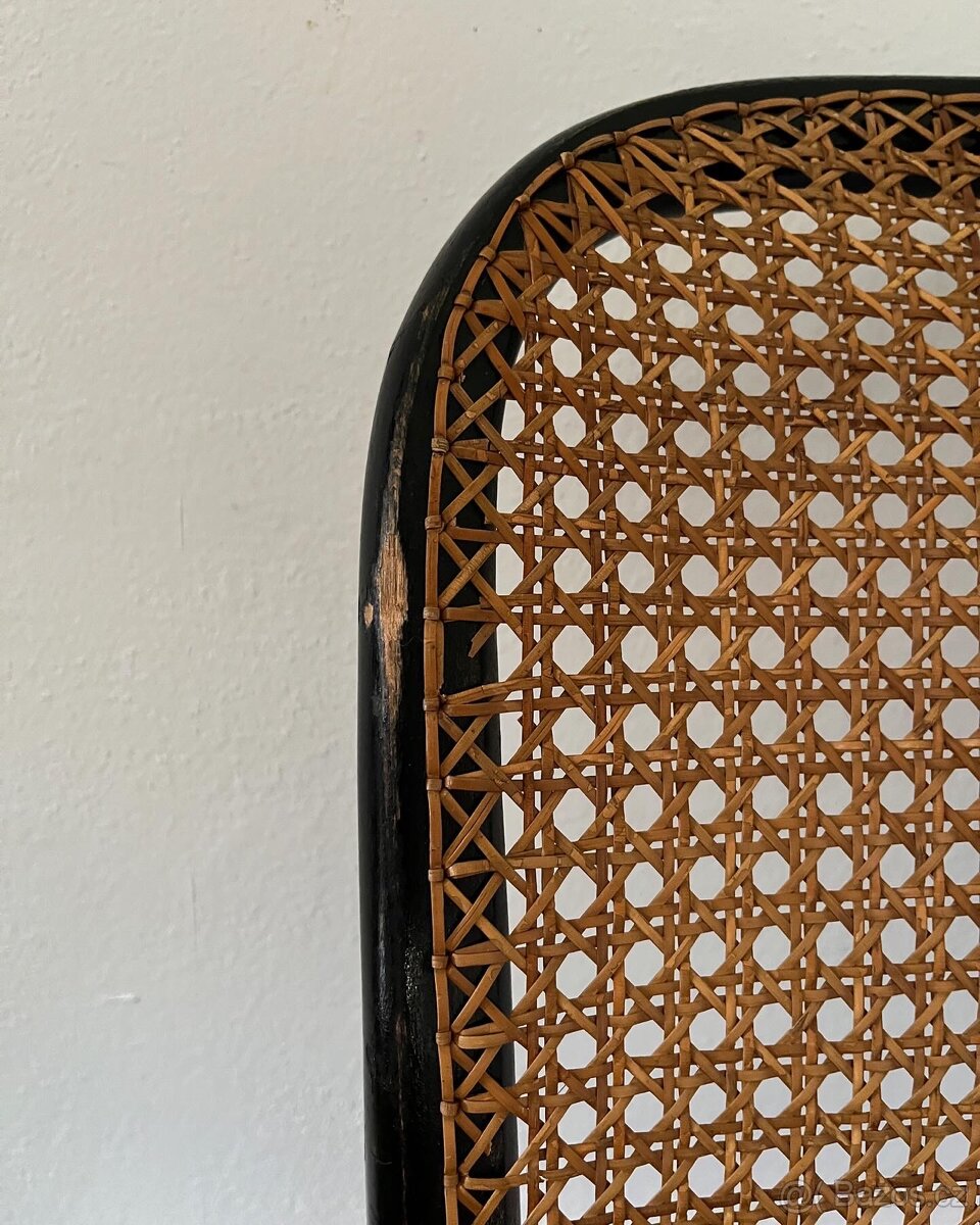 stará pletená židle - 6