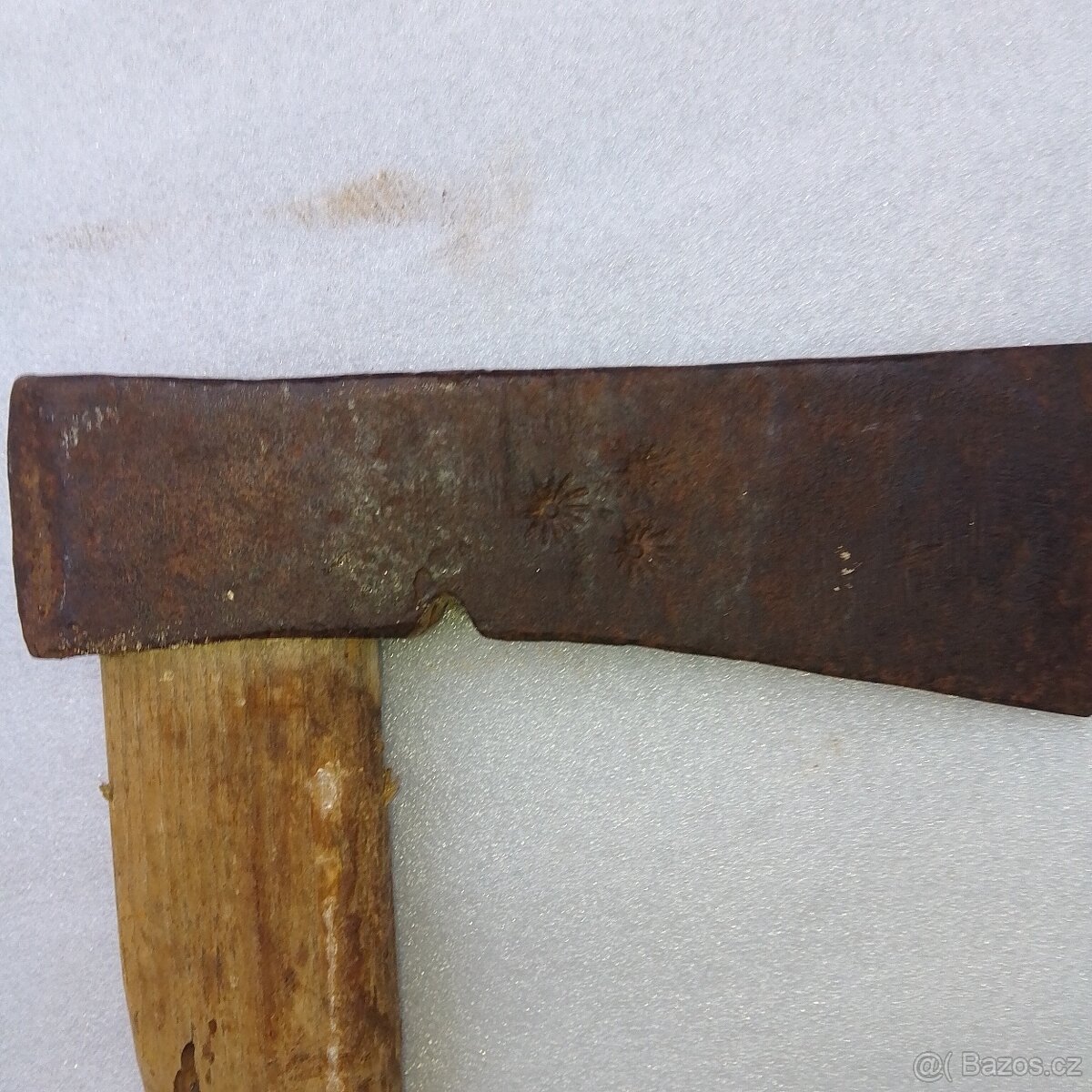 Sekera starší , použitá , značená - 6