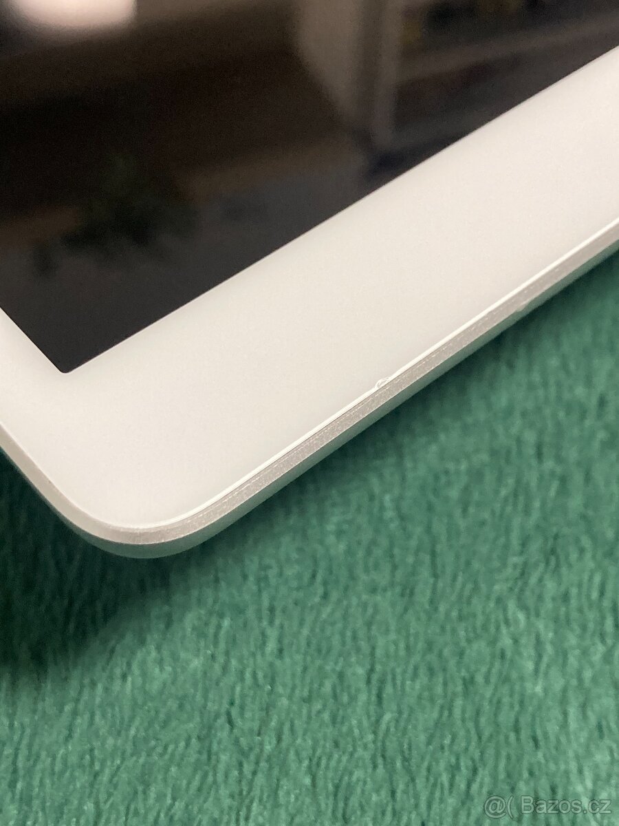 iPad 8 (2020) | 10.2" 128GB Baterie 90% - 6