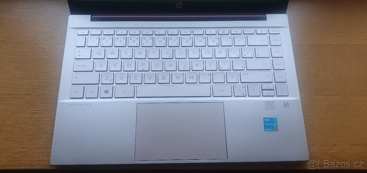 HP Pavilion - 6