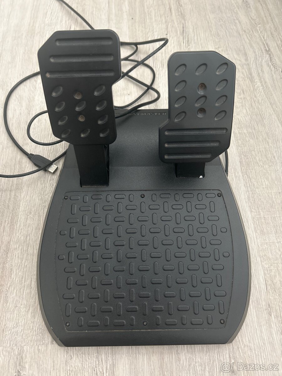 Herní volant s pedály - 6