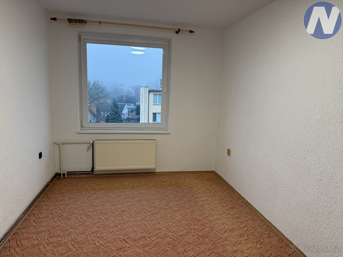 Pronájem bytu 3+1 s balkonem a garáží – Husinec, Kostnická u - 6