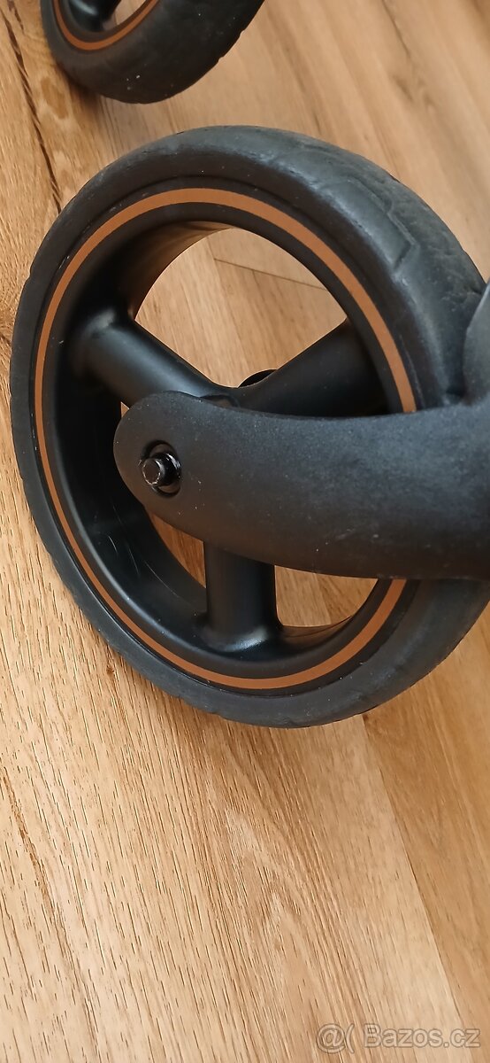 Dětský kočárek Kinderkraft - 6