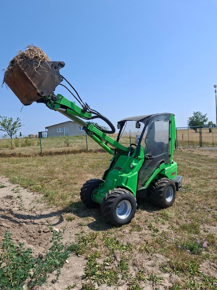 Avant 635 kolový nakladač 4x4, teleskop - 6