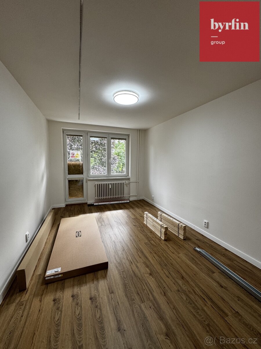 Pronájem bytu 3+kk s balkonem - 6